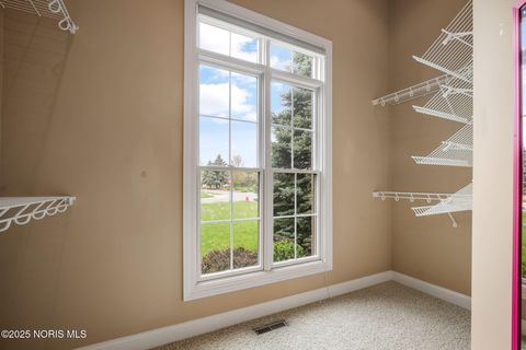 Tiny photo for 665 Meadowview Drive, Findlay, OH 45840 (MLS # 10000564)