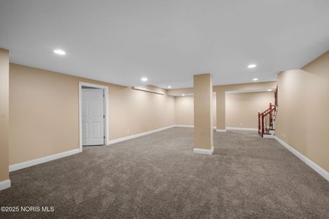 Tiny photo for 665 Meadowview Drive, Findlay, OH 45840 (MLS # 10000564)