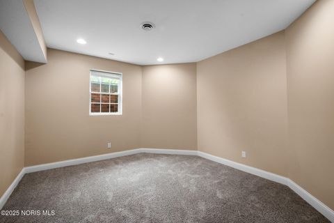 Tiny photo for 665 Meadowview Drive, Findlay, OH 45840 (MLS # 10000564)