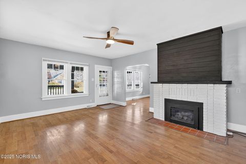 Tiny photo for 1057 Keeler Street, Maumee, OH 43537 (MLS # 10001564)