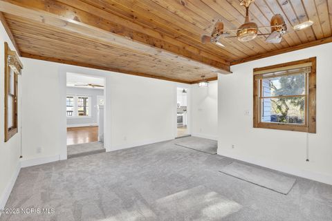 Tiny photo for 1057 Keeler Street, Maumee, OH 43537 (MLS # 10001564)