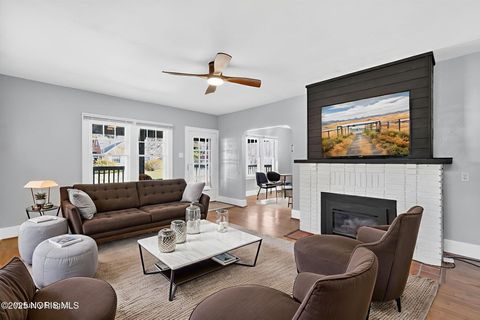 Tiny photo for 1057 Keeler Street, Maumee, OH 43537 (MLS # 10001564)