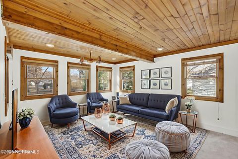 Tiny photo for 1057 Keeler Street, Maumee, OH 43537 (MLS # 10001564)