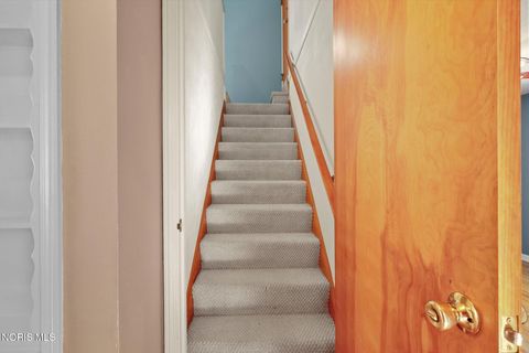 Tiny photo for 3008 Sherbrooke Road, Toledo, OH 43606 (MLS # 10004197)