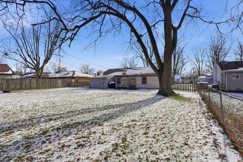 Tiny photo for 232 Prentiss Avenue, Findlay, OH 45840 (MLS # 10001944)