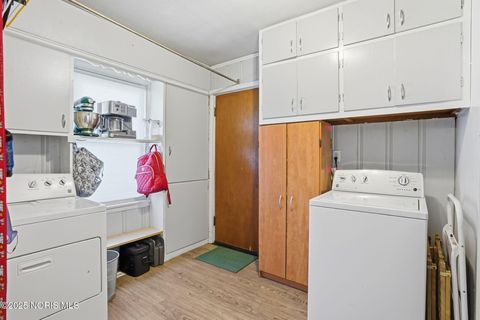 Tiny photo for 232 Prentiss Avenue, Findlay, OH 45840 (MLS # 10001944)