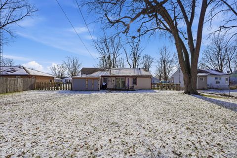 Tiny photo for 232 Prentiss Avenue, Findlay, OH 45840 (MLS # 10001944)
