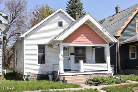 Photo of 723 Ashwood Avenue, Toledo, OH 43608 (MLS # 10006816)