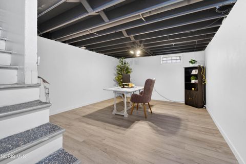 Tiny photo for 2436 Lark Avenue, Toledo, OH 43613 (MLS # 10007495)