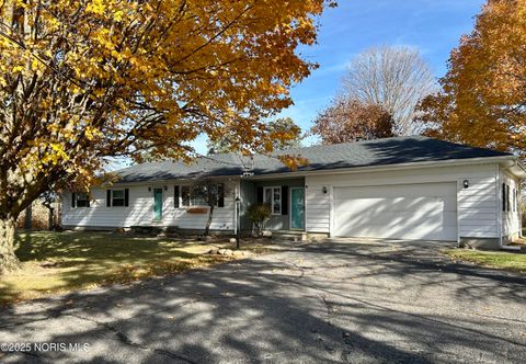 Photo of 19350 Luckey Road, Pemberville, OH 43450 (MLS # 10001466)