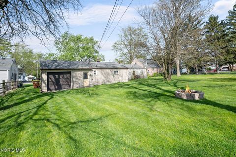 Tiny photo for 913 W College Avenue, Woodville, OH 43469 (MLS # 10006719)