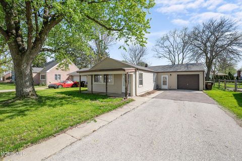 Tiny photo for 913 W College Avenue, Woodville, OH 43469 (MLS # 10006719)