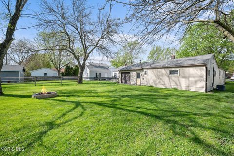Tiny photo for 913 W College Avenue, Woodville, OH 43469 (MLS # 10006719)