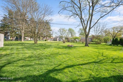 Tiny photo for 913 W College Avenue, Woodville, OH 43469 (MLS # 10006719)