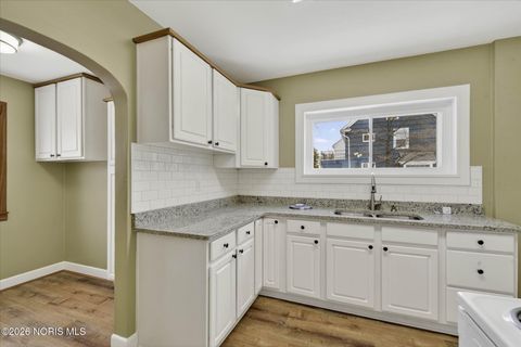 Tiny photo for 4444 Belmar Avenue, Toledo, OH 43612 (MLS # 10004108)