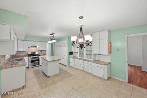 Tiny photo for 4357 Bromley Drive, Toledo, OH 43623 (MLS # 10010815)