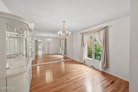 Tiny photo for 4357 Bromley Drive, Toledo, OH 43623 (MLS # 10010815)