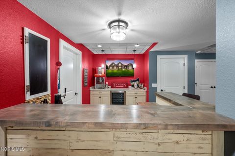 Tiny photo for 1103 Timberbrook Court, Perrysburg, OH 43551 (MLS # 10006183)