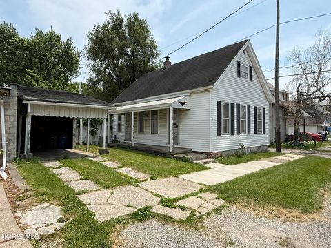 Tiny photo for 811 Willard Street, Toledo, OH 43605 (MLS # 10008873)