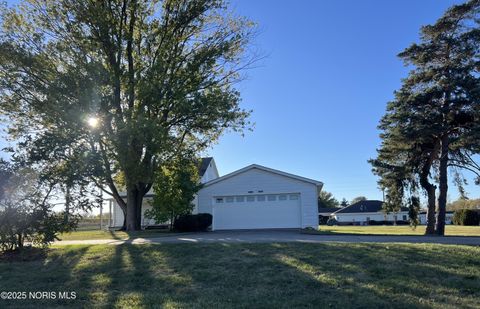 Tiny photo for 215 Briar Hill Road, North Baltimore, OH 45872 (MLS # 10000408)