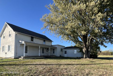 Tiny photo for 215 Briar Hill Road, North Baltimore, OH 45872 (MLS # 10000408)