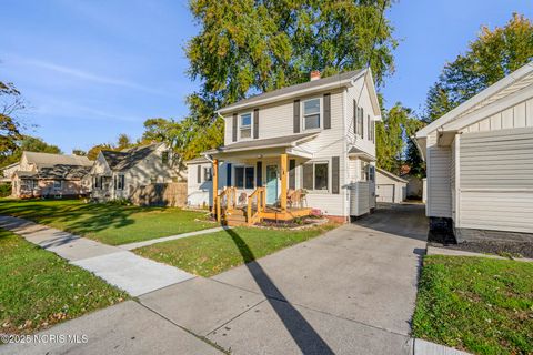 Tiny photo for 1820 Barrows Street, Toledo, OH 43613 (MLS # 10000783)