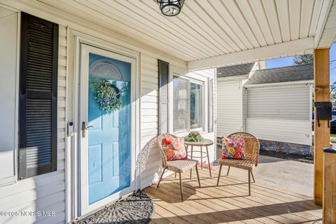 Tiny photo for 1820 Barrows Street, Toledo, OH 43613 (MLS # 10000783)