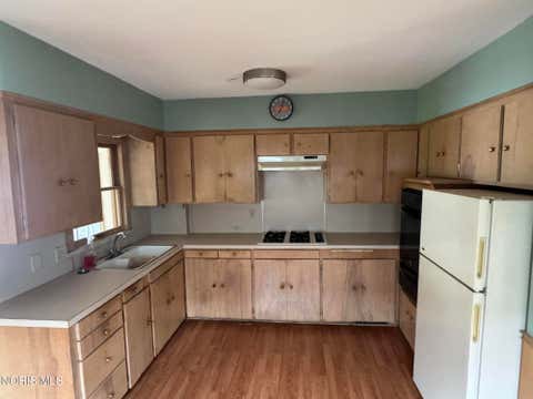 Tiny photo for 847 Walnut Street, Perrysburg, OH 43551 (MLS # 10011200)