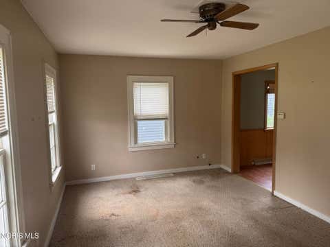 Tiny photo for 847 Walnut Street, Perrysburg, OH 43551 (MLS # 10011200)