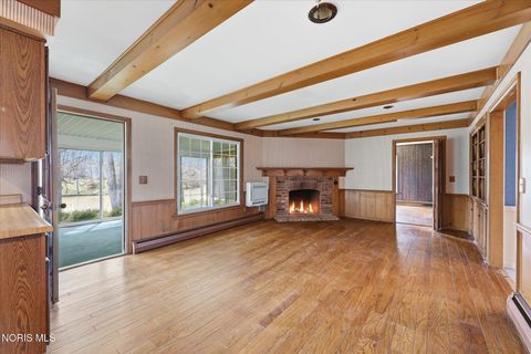 Tiny photo for 11 Old Coach Road, Bowling Green, OH 43402 (MLS # 10006164)