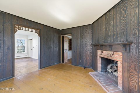 Tiny photo for 11 Old Coach Road, Bowling Green, OH 43402 (MLS # 10006164)