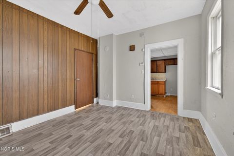 Tiny photo for 119 Whiting Avenue, Toledo, OH 43609 (MLS # 10004812)