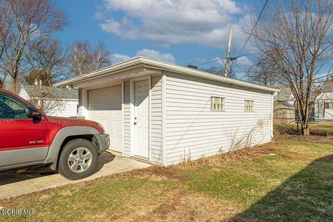 Tiny photo for 1202 Cribb Street, Toledo, OH 43612 (MLS # 10004975)