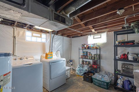 Tiny photo for 1202 Cribb Street, Toledo, OH 43612 (MLS # 10004975)