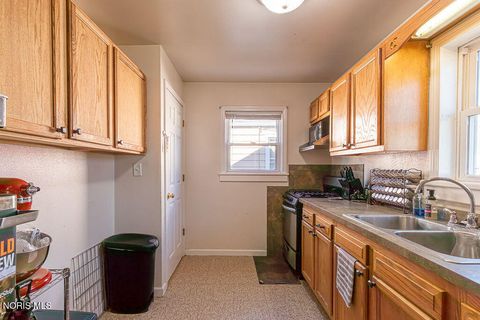 Tiny photo for 1202 Cribb Street, Toledo, OH 43612 (MLS # 10004975)