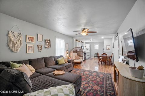 Tiny photo for 1421 E Sandusky Street, Findlay, OH 45840 (MLS # 10003908)