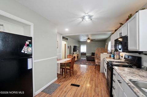 Tiny photo for 1421 E Sandusky Street, Findlay, OH 45840 (MLS # 10003908)