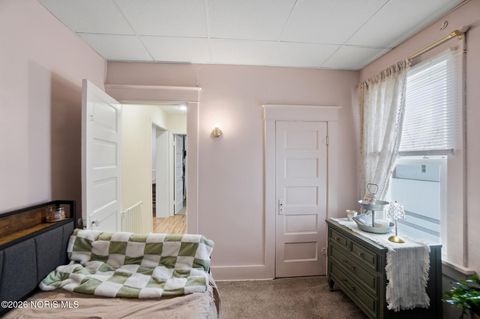 Tiny photo for 1421 E Sandusky Street, Findlay, OH 45840 (MLS # 10003908)