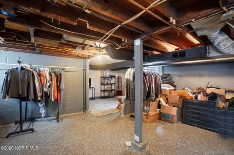 Tiny photo for 1421 E Sandusky Street, Findlay, OH 45840 (MLS # 10003908)