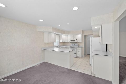 Tiny photo for 26357 W Wexford Drive, Perrysburg, OH 43551 (MLS # 10003944)