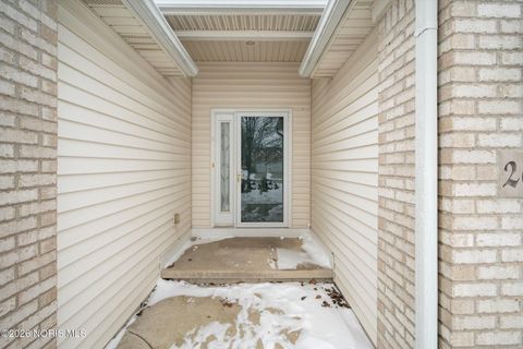 Tiny photo for 26357 W Wexford Drive, Perrysburg, OH 43551 (MLS # 10003944)