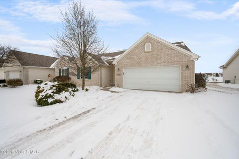 Tiny photo for 26357 W Wexford Drive, Perrysburg, OH 43551 (MLS # 10003944)