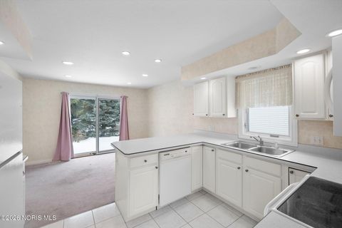 Tiny photo for 26357 W Wexford Drive, Perrysburg, OH 43551 (MLS # 10003944)