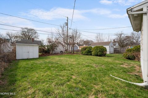Tiny photo for 423 W Poinsetta Avenue, Toledo, OH 43612 (MLS # 10005733)