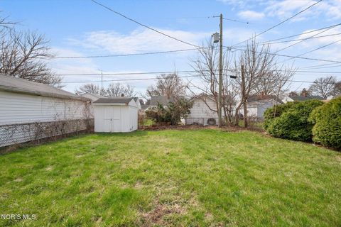 Tiny photo for 423 W Poinsetta Avenue, Toledo, OH 43612 (MLS # 10005733)