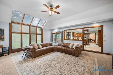 Tiny photo for 4504 Sulgrave Drive, Toledo, OH 43623 (MLS # 10002610)