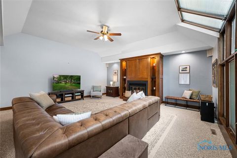 Tiny photo for 4504 Sulgrave Drive, Toledo, OH 43623 (MLS # 10002610)