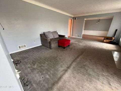 Tiny photo for 2904 Isha Laye Way, Toledo, OH 43606 (MLS # 10004566)