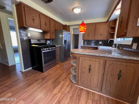 Tiny photo for 2904 Isha Laye Way, Toledo, OH 43606 (MLS # 10004566)