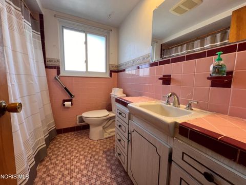 Tiny photo for 2904 Isha Laye Way, Toledo, OH 43606 (MLS # 10004566)